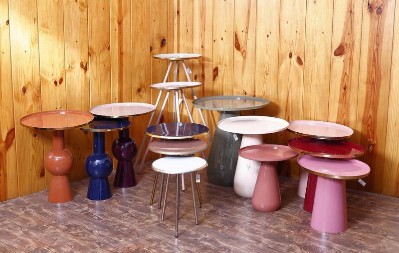 COLLECTION OF SMALL FURNITURE