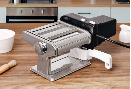  Pasta machine with motor