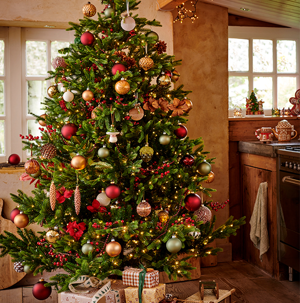 Künstliche Weihnachtsbäume